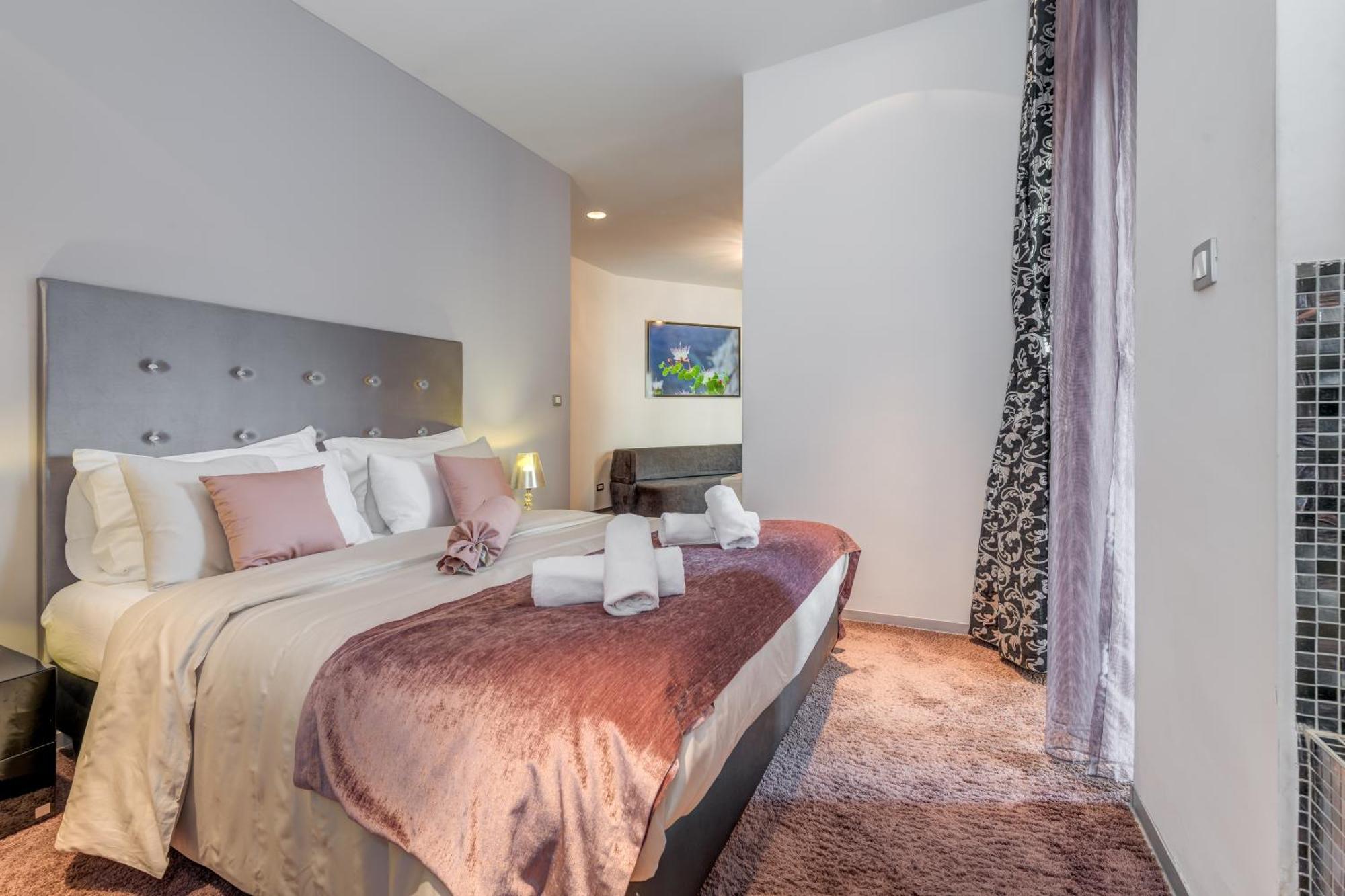 Starlight Luxury Rooms Split Ngoại thất bức ảnh