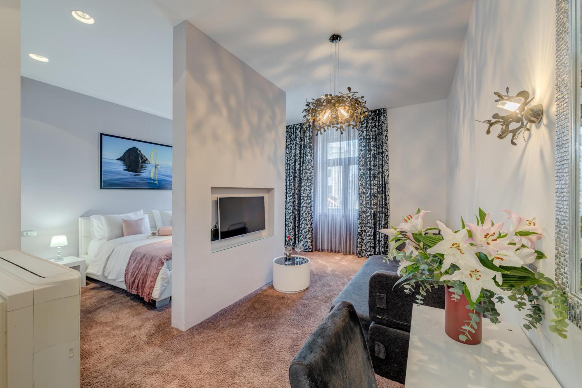 Starlight Luxury Rooms Split Ngoại thất bức ảnh